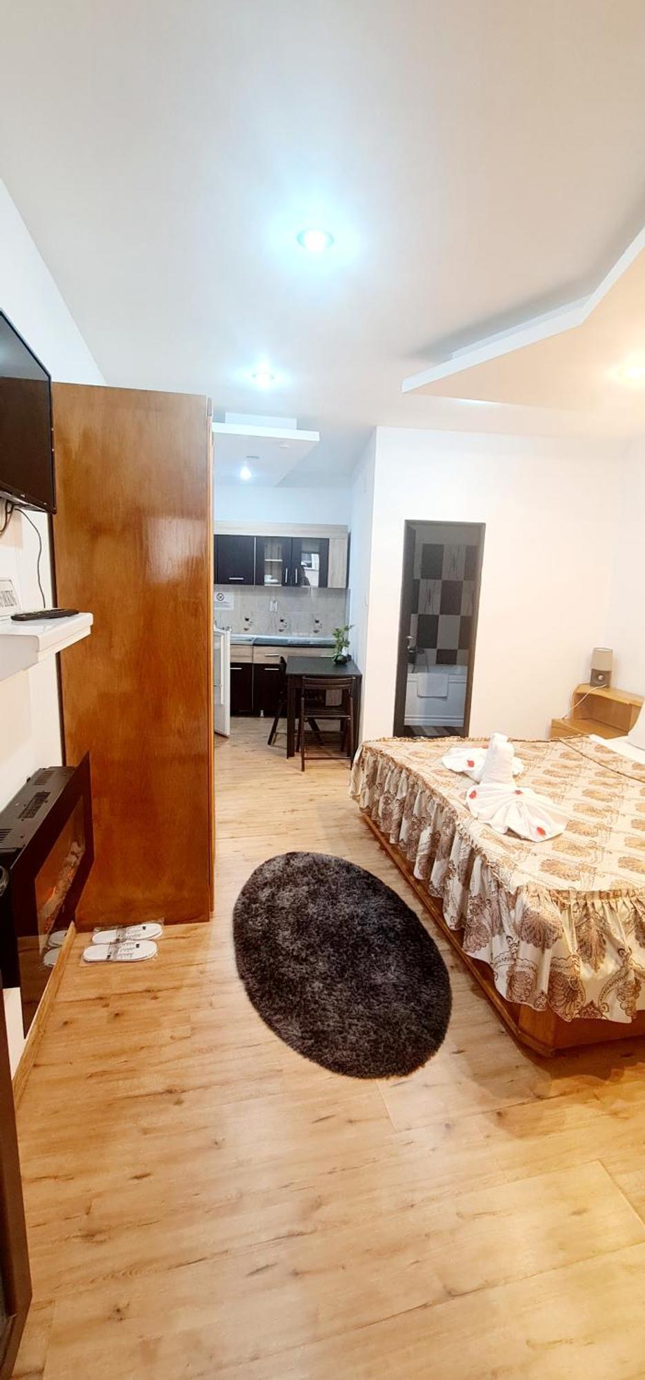 Pensiunea Red Rose Apartments ทิมิชัวรา ภายนอก รูปภาพ