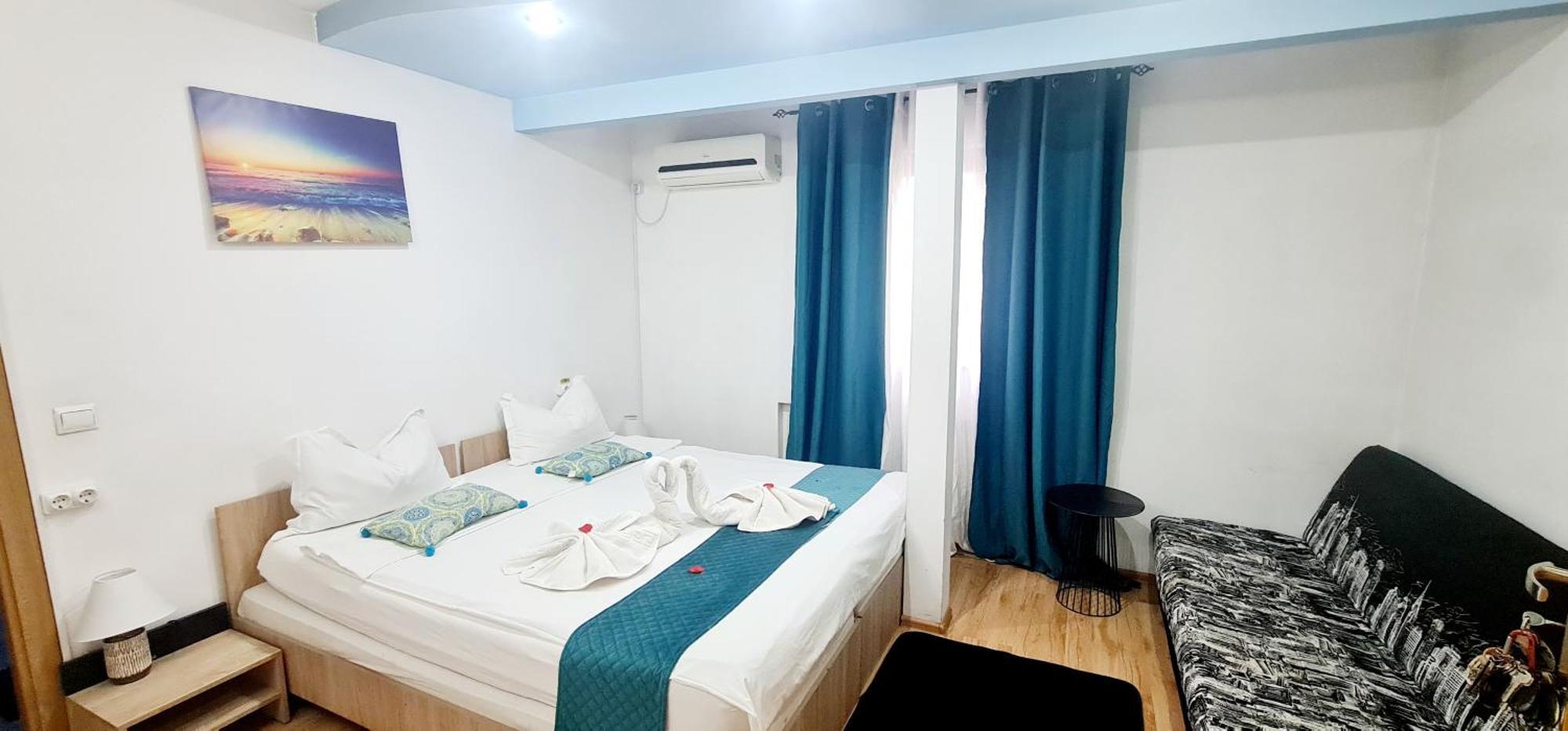 Pensiunea Red Rose Apartments ทิมิชัวรา ภายนอก รูปภาพ